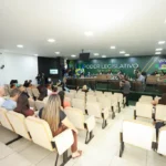 Câmara aprova projeto de prevenção à hipertensão e debate ações para saúde, infraestrutura e segurança viária